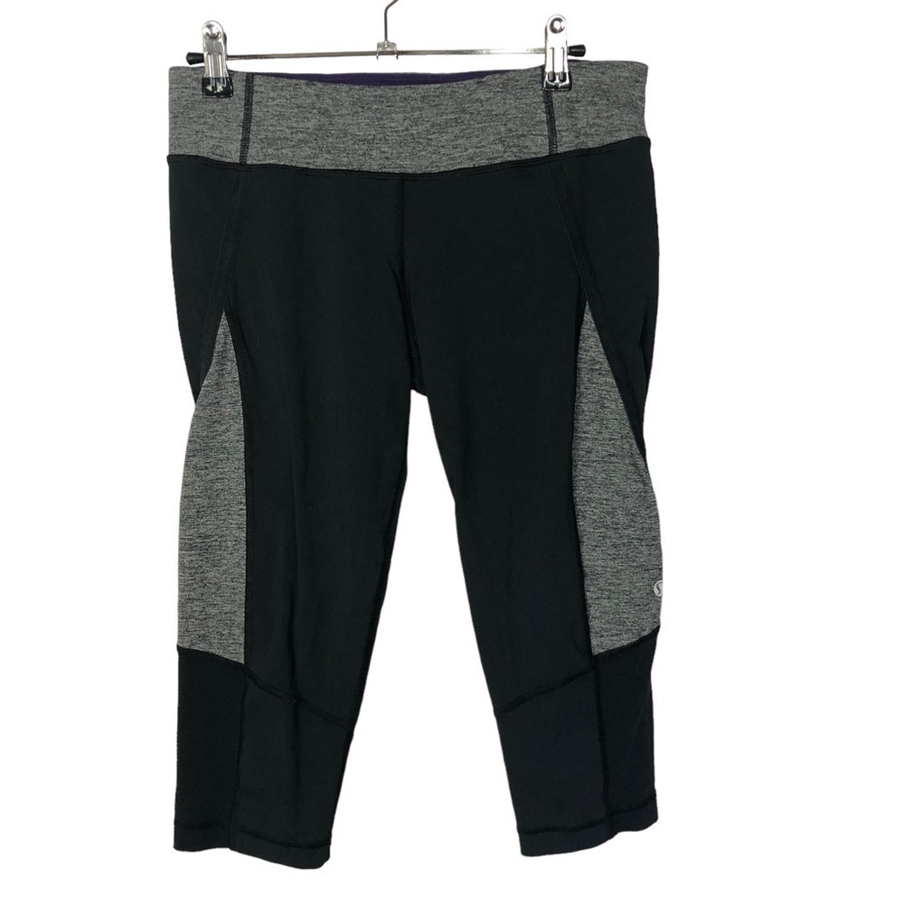 Lululemon Black & Gray Crop Capri Athletic Leggings 8